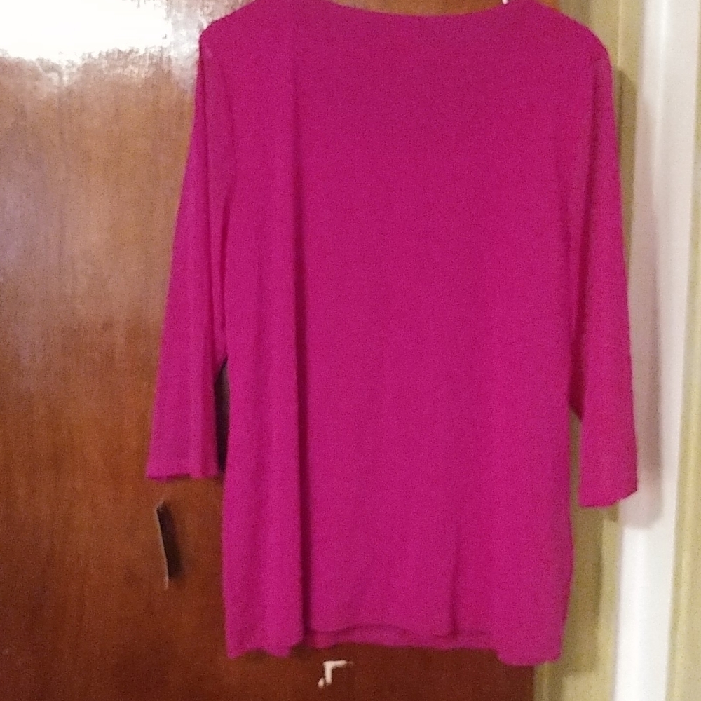 Pink blouse - Picture 2 of 6
